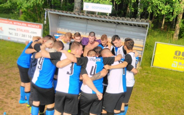 WAŻNE ZWYCIĘSTWO SENIORÓW